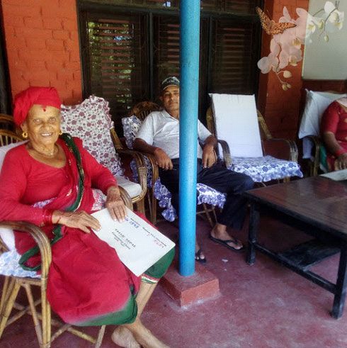 Patienten warten auf ihre nächste Behandlung